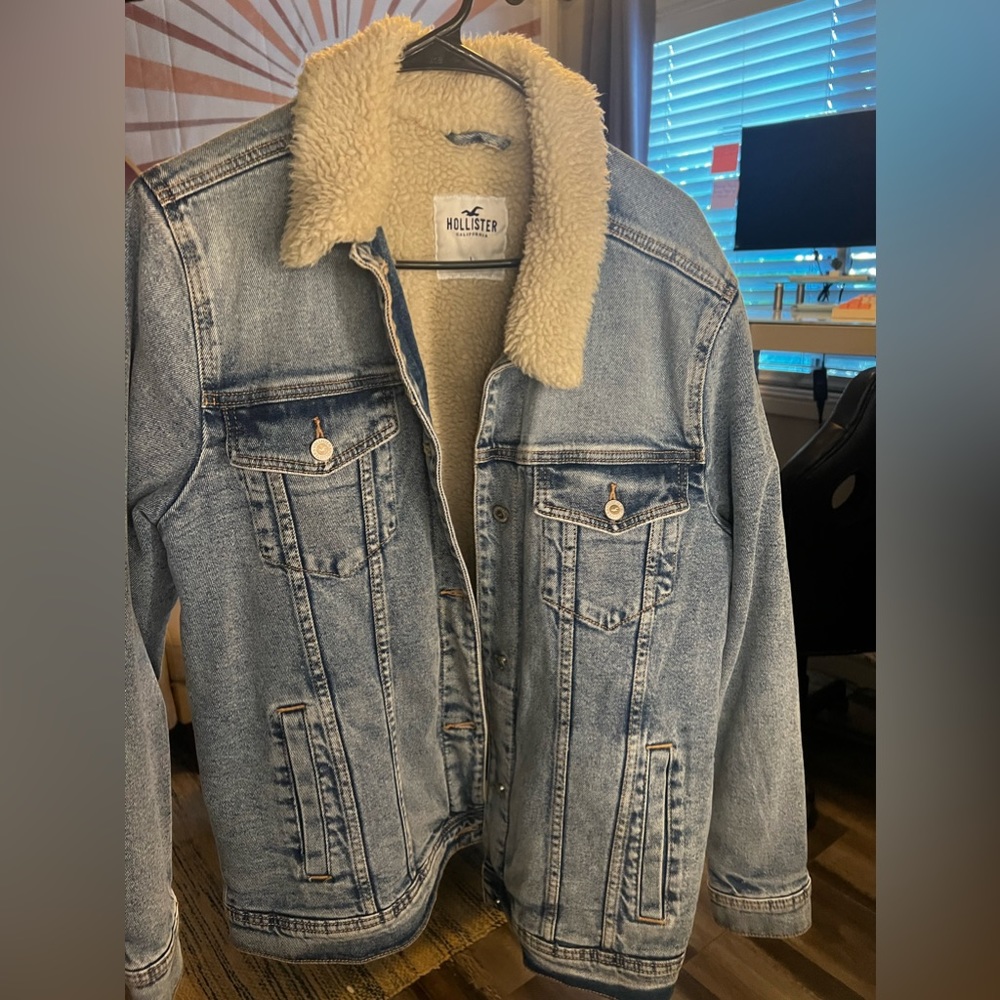 Hollister sherpa jean jacket